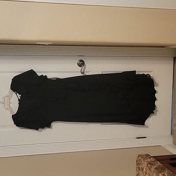 Chicos ruffle black dress size 1  with Tags. Classy high low hem line. Classic - Picture 1 of 5